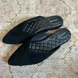 NWOT Birdies The Swan Black Suede Pointed Toe Flats